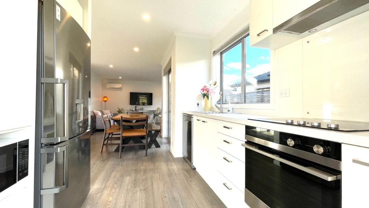 Modern Living Βίλα Κουίνσταουν Εξωτερικό φωτογραφία