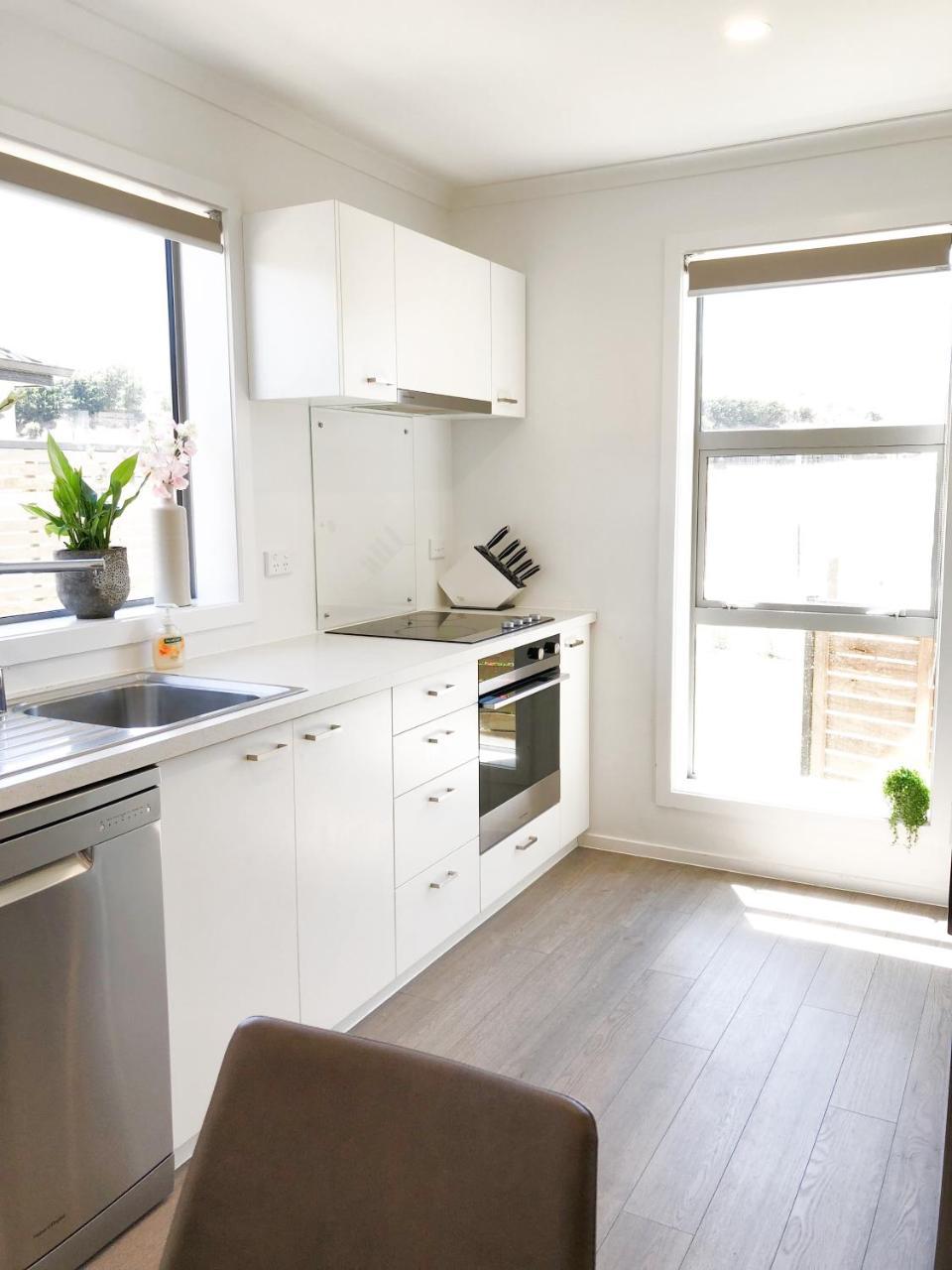 Modern Living Βίλα Κουίνσταουν Εξωτερικό φωτογραφία